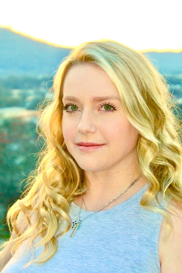 Abigail Winzer Mommori Brings Something Extraordinary To The World of EDM With Her Latest Impressive Single “Current State”
