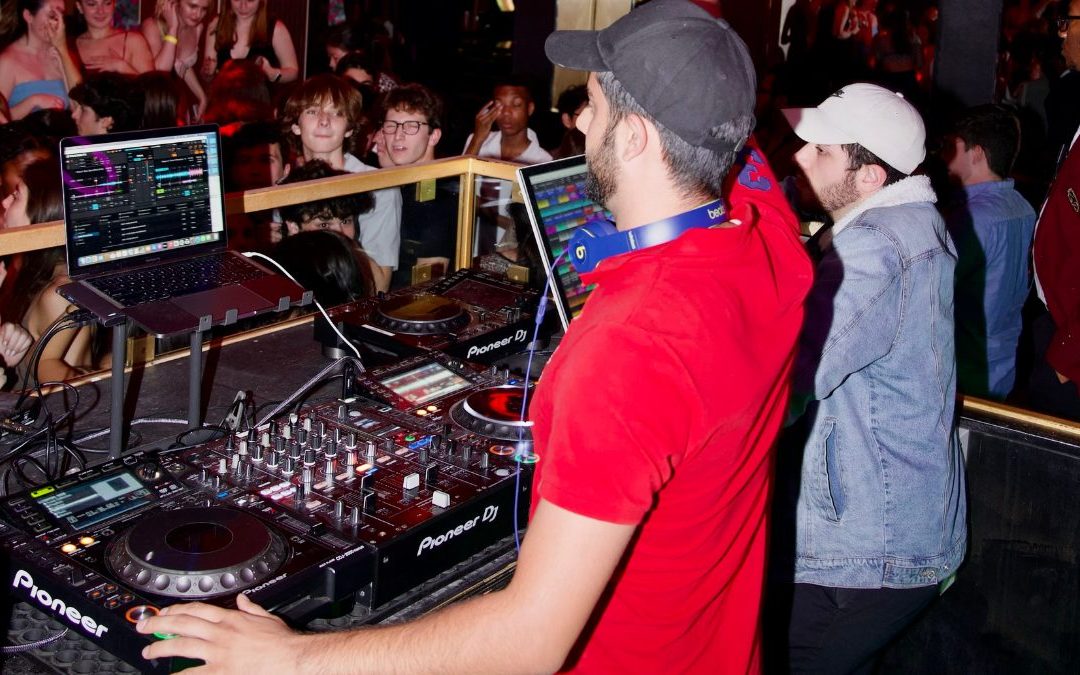 International DJ, Producer and Engineer DJ Yazdan Has a New Shimmering Single Dubbed, “Wave – Radio Edit”