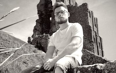 Experience a Tropical Paradise With Tyler Brooker and Manu Francois’ Remix of “Where Are You Now”