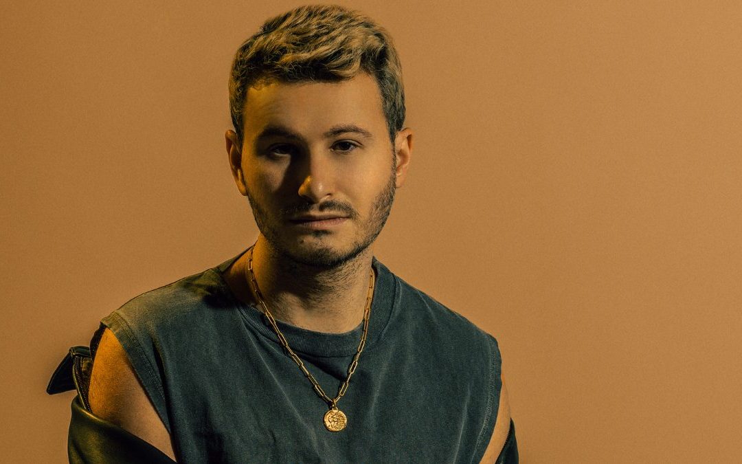 New York City-Based Pop Artist Josh Tepper Makes Waves with Electrifying New Single “Poison Apple”