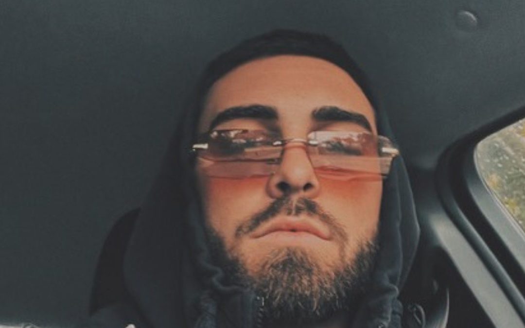 Up-And-Coming Singer and Rapper Julian Versace Delivers Music the “Right Way”- The Beautifully Haunting Way!