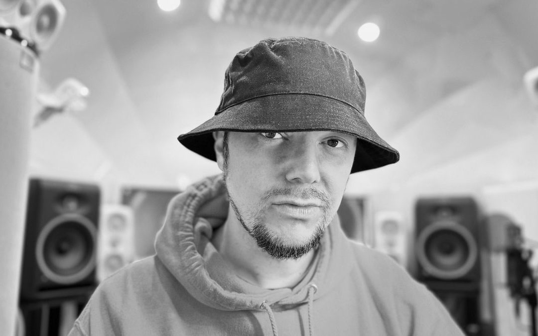 British Music Producer and Artist Good Spells Returns with a Thought-Provoking Sonic Wave Themed “Time Again”