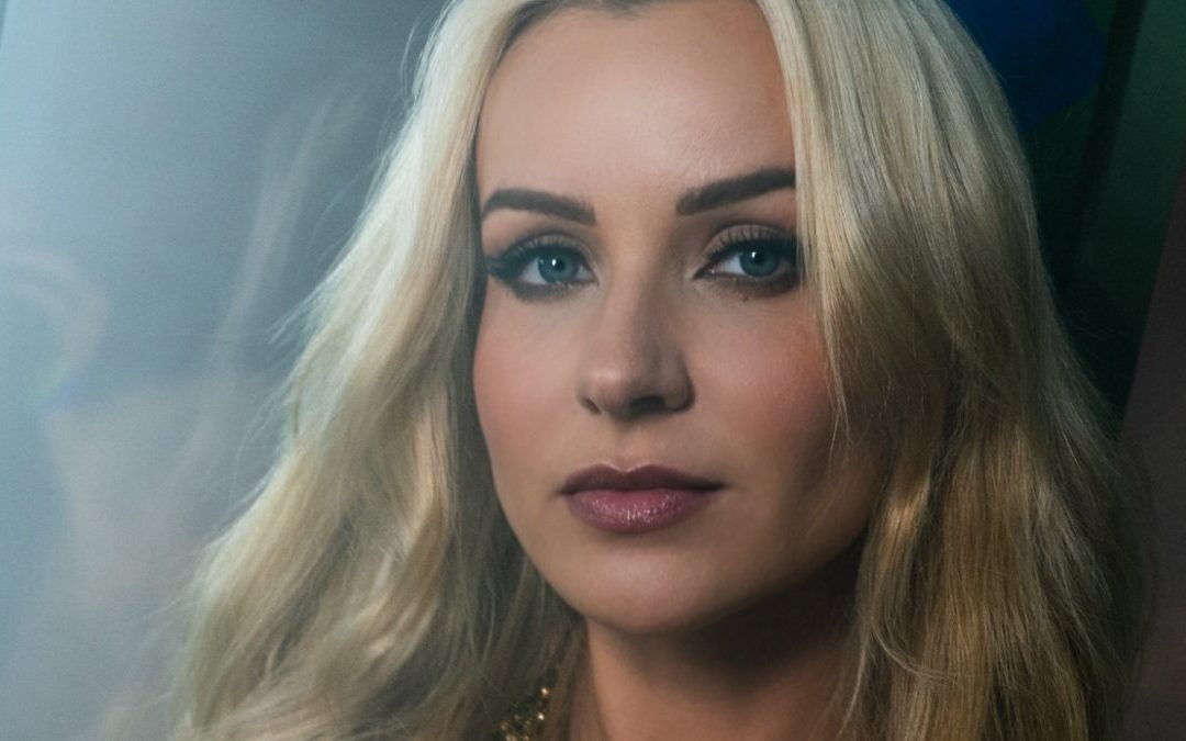 Pola’s New Single “Lullaby Hush” Featuring Andy Summers of the Police Is a String and Cinematic Dreamscape Dedicated to Her Son.